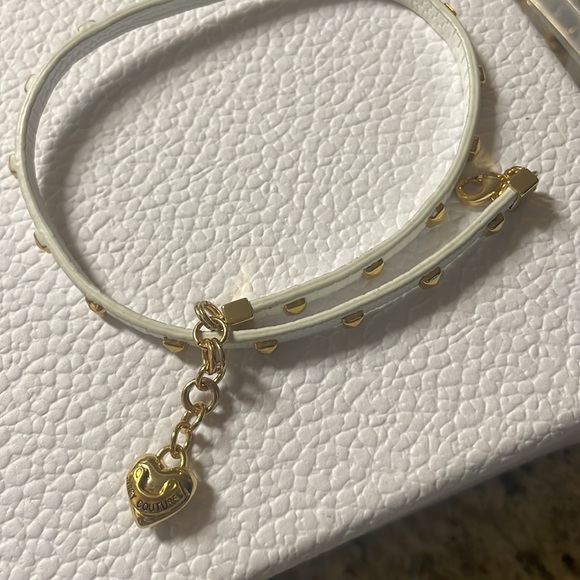 Juicy Buckle Bracelets - Picture 4 of 5